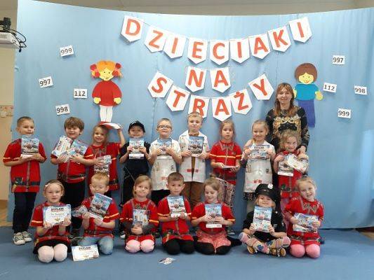 Grafika #81: 09.11.2022 Projekt edukacyjny &quot;Dzieciaki na straży&quot; gr III