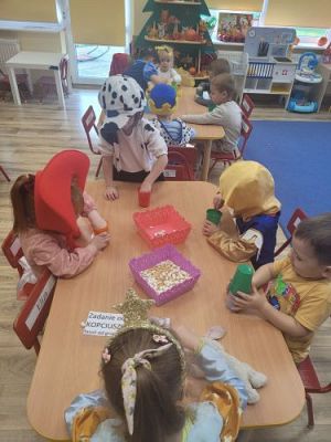 Grafika #10: 04.11.2022 Dzień Postaci z Bajek Gr1