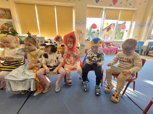 Grafika #59: 04.11.2022 Dzień Postaci z Bajek Gr1