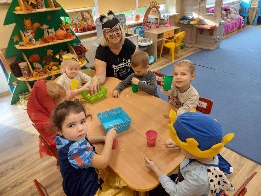 Grafika #65: 04.11.2022 Dzień Postaci z Bajek Gr1