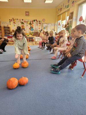 Grafika #20: 27.10.2022 Dyniowe zabawy w gr I