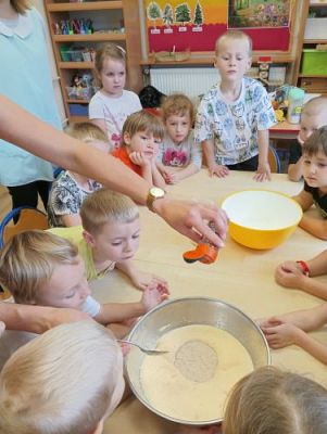 Grafika #10: 25.10.2022 Przygotowujemy zdrowe i smaczne posiłki - gr II