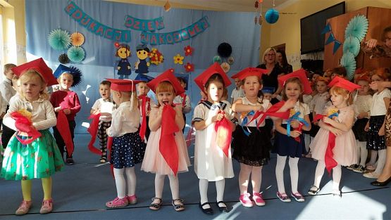 Grafika #25: 14.10.2022 Dzień Edukacji Narodowej