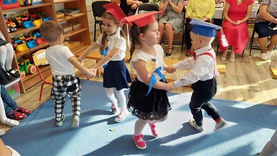 Grafika #38: 14.10.2022 Dzień Edukacji Narodowej