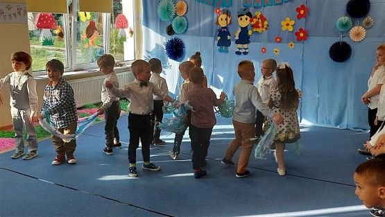 Grafika #45: 14.10.2022 Dzień Edukacji Narodowej