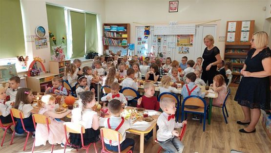 Grafika #78: 14.10.2022 Dzień Edukacji Narodowej