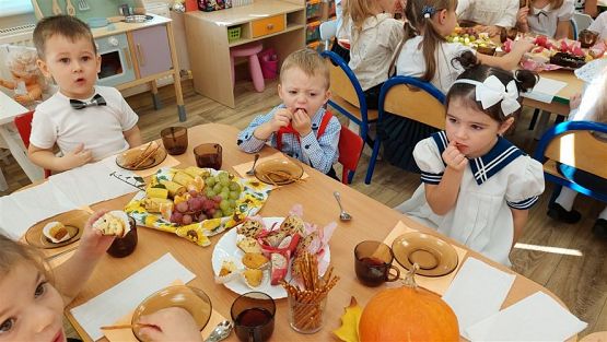 Grafika #79: 14.10.2022 Dzień Edukacji Narodowej