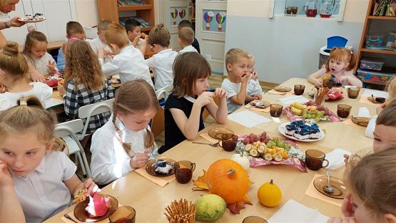 Grafika #84: 14.10.2022 Dzień Edukacji Narodowej