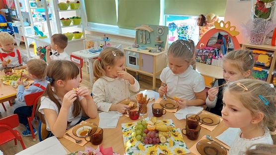 Grafika #85: 14.10.2022 Dzień Edukacji Narodowej