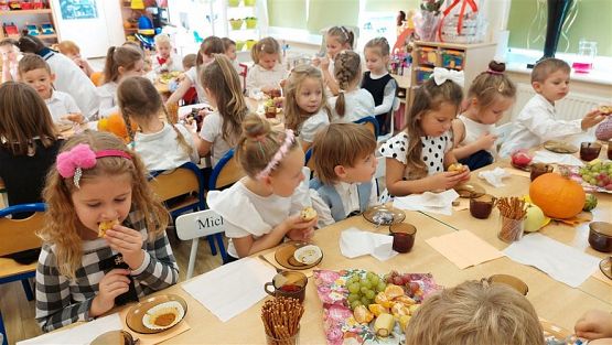 Grafika #91: 14.10.2022 Dzień Edukacji Narodowej