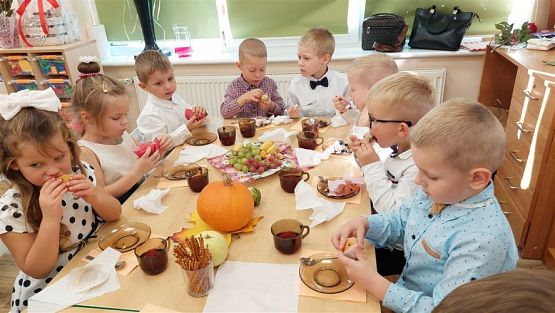 Grafika #92: 14.10.2022 Dzień Edukacji Narodowej