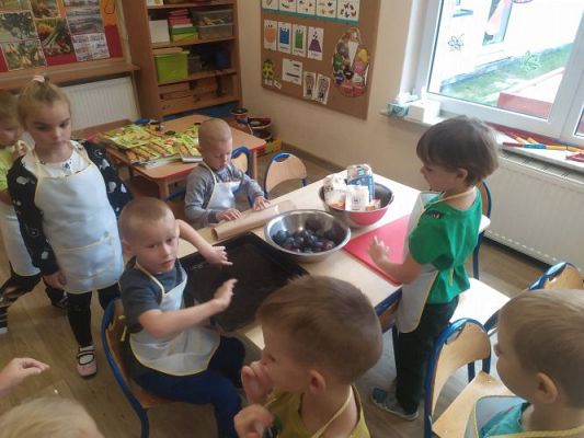 Grafika #23: 05.10.2022 Grupa II na tropie kulinarnym