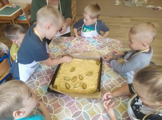 Grafika #27: 05.10.2022 Grupa II na tropie kulinarnym