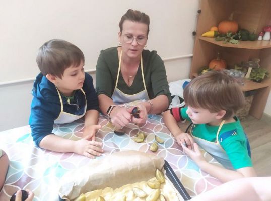 Grafika #28: 05.10.2022 Grupa II na tropie kulinarnym