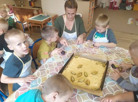 Grafika #31: 05.10.2022 Grupa II na tropie kulinarnym