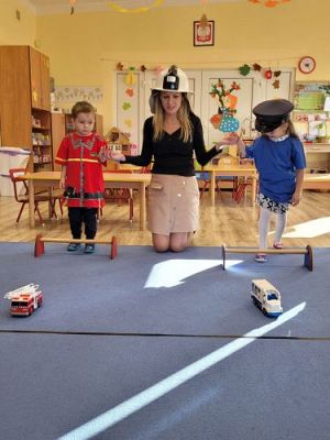 Grafika #18: 30.09.2022 Dzień Chłopaka gr1