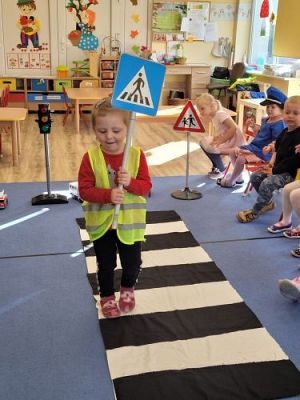 Grafika #26: 30.09.2022 Dzień Chłopaka gr1