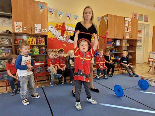 Grafika #33: 30.09.2022 Dzień Chłopaka gr1