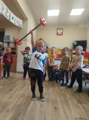 Grafika #14: 30.09.2022 Dzień chłopaka w gr II