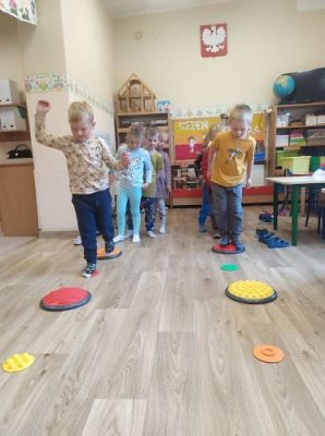 Grafika #51: 30.09.2022 Dzień chłopaka w gr II