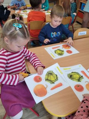 Grafika #12: Gr 1 Poznajemy dary jesieni