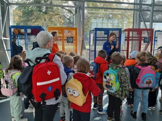 Grafika #0: 27.09.2022 Wycieczka do Centrum Nauki Experyment w Gdyni gr. III