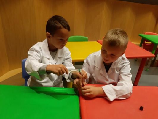 Grafika #13: 27.09.2022 Wycieczka do Centrum Nauki Experyment w Gdyni gr. III