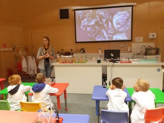 Grafika #16: 27.09.2022 Wycieczka do Centrum Nauki Experyment w Gdyni gr. III