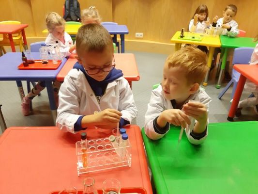 Grafika #18: 27.09.2022 Wycieczka do Centrum Nauki Experyment w Gdyni gr. III