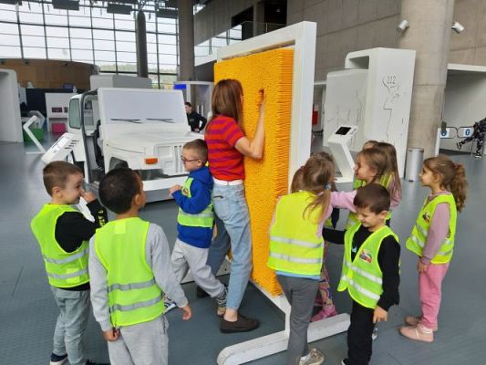 Grafika #32: 27.09.2022 Wycieczka do Centrum Nauki Experyment w Gdyni gr. III