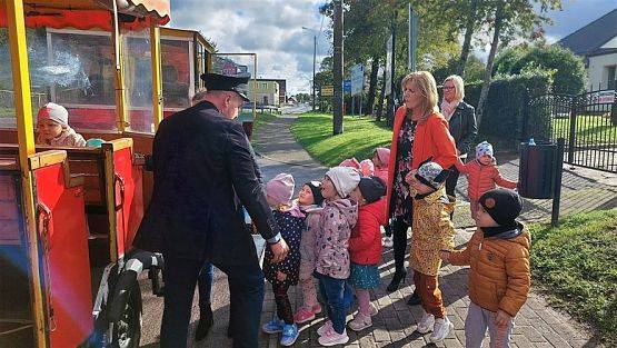 Grafika #4: 20.09.2022 Dzień Przedszkolaka z "Bajkową kolejką"