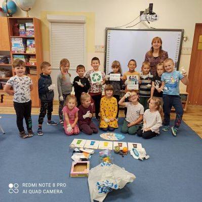 Grafika #9: 16.09.2022 Sprzątanie świata gr II i III