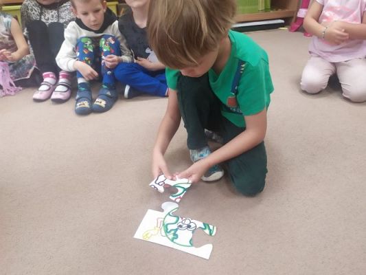 Grafika #21: 16.09.2022 Sprzątanie świata gr II i III