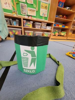 Grafika #8: 16.09.2022 Sprzątanie Świata gr I