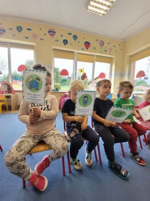 Grafika #13: 16.09.2022 Sprzątanie Świata gr I