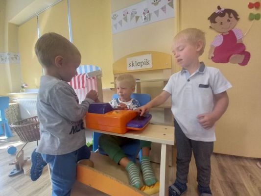 Grafika #22: 01.09.2022 Pierwszy dzień zabaw w grupie I