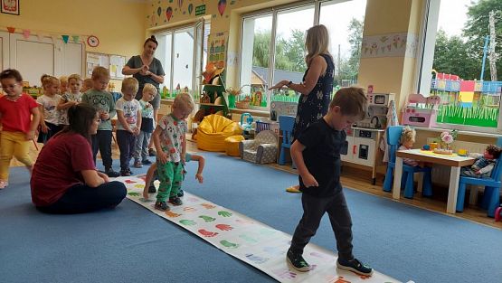 Grafika #7: 26.09.2023 Zajęcia animacyjne z panią Agatą z Sensoludka