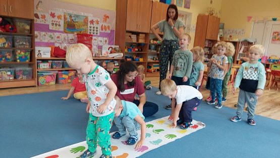 Grafika #8: 26.09.2023 Zajęcia animacyjne z panią Agatą z Sensoludka