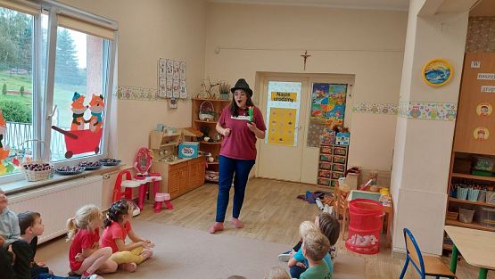 Grafika #32: 26.09.2023 Zajęcia animacyjne z panią Agatą z Sensoludka