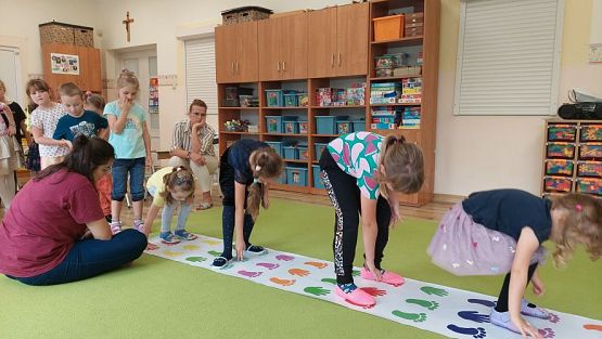 Grafika #47: 26.09.2023 Zajęcia animacyjne z panią Agatą z Sensoludka