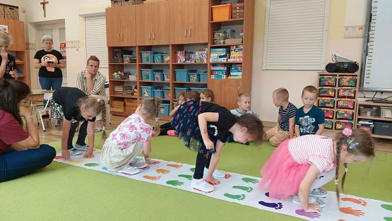 Grafika #51: 26.09.2023 Zajęcia animacyjne z panią Agatą z Sensoludka