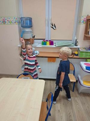Grafika #16: 15.09.2023 Dzień kropki w naszym przedszkolu