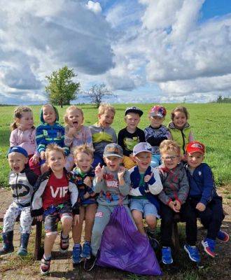 Grafika #1: 14.09.2023 - Sprzątanie Świata