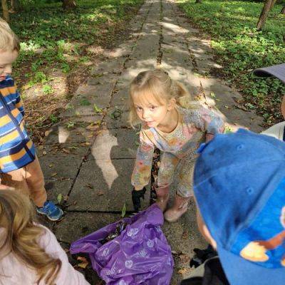 Grafika #2: 14.09.2023 - Sprzątanie Świata