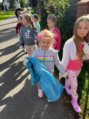 Grafika #28: 14.09.2023 - Sprzątanie Świata