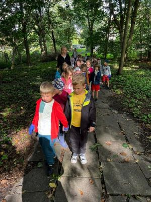 Grafika #35: 14.09.2023 - Sprzątanie Świata