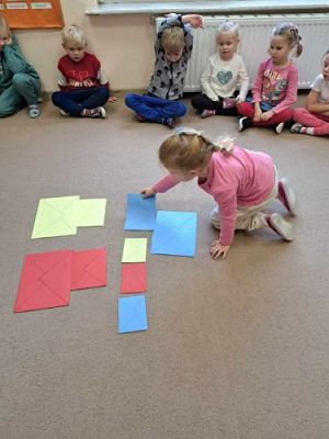 Grafika #11: 18.10.2023 Dzień listonosza - zajęcia edukacyjne w gr II