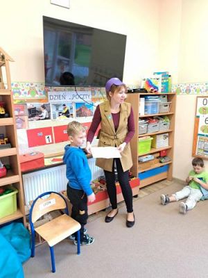 Grafika #27: 18.10.2023 Dzień listonosza - zajęcia edukacyjne w gr II