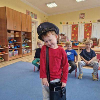 Grafika #14: 18.10.2023 Poznajemy pracę listonosza - zajęcia w gr I