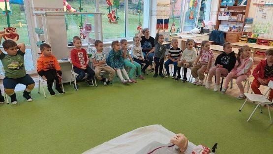 Grafika #7: 18.10.2023 Warsztaty edukacyjne - Pierwsza pomoc bez tajemnic